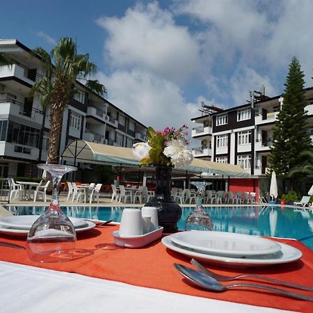 Andros Family Club Aparthotel Side Exterior foto