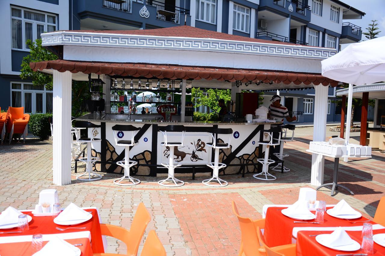 Andros Family Club Aparthotel Side Exterior foto